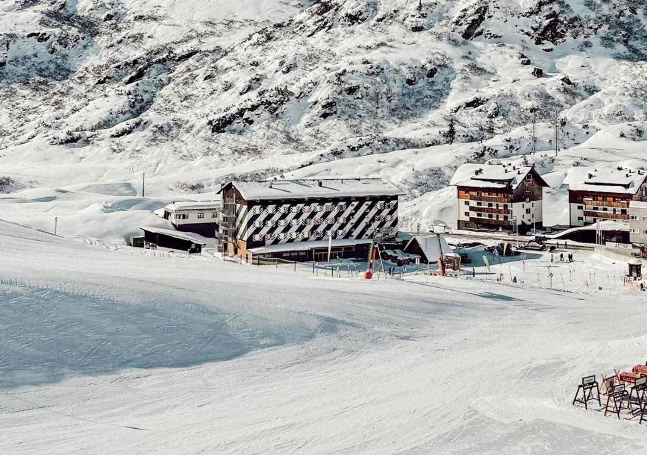 Hotel Hit The Sky St. Christoph am Arlberg Exterior foto